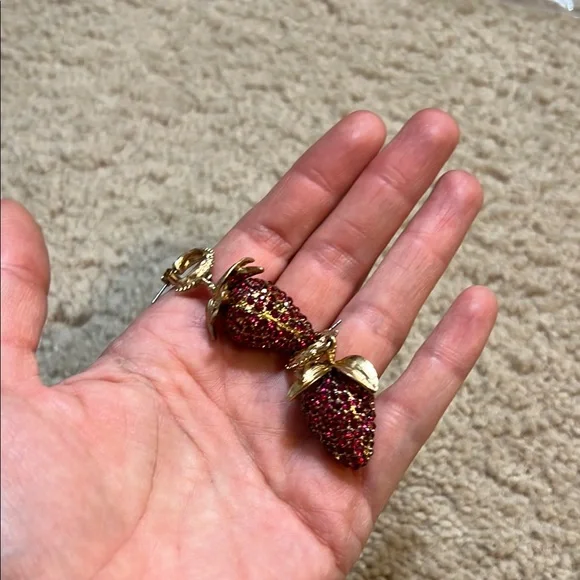 Zara Elegant Strawberry Earrings with Gold Accents - Picture 4 of 4